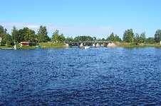 Lill�lvsbron och inloppet till Lill�lven och sj�n Runn fr�n Dal�lven.