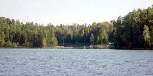 Kanavan yl�suu l�nnest� katsottuna.