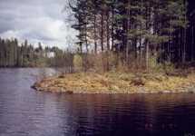Kanalmynningen p� fastlandet.