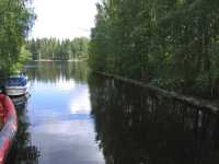 Vanhan kanavan yl�osa  vanhalta k��nt�sillalta n�htyn�.