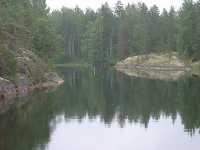 Leden g�r till skogen? Nej, det finns kanalen h�ger bakom berg.