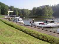 Vid nedre v�ntbryggan.