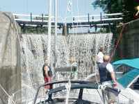 Vackert vattenfall fr�n �vre slussportarna