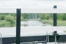 Vy mot Mariehov �vre genom slussporten