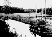 A row of barges on their way to Ny�ng during the 1930ies.