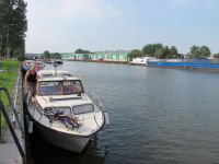 V�ntan vid slussen i Groningen