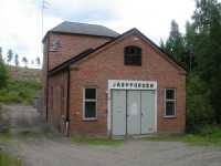 J�rpforsens kraftverk. Ursprunglig �gare Arvika Energi (kommunalt bolag) men numera �gt av Fortum.