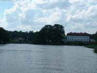 P� ing�ng till slussen i Brokind.