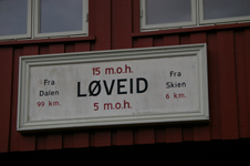 Skylt vid slussarna