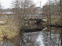 Vy �sterut fr�n Kvarmbron. Landsv�gsbron och motorv�gen anas i bakgrunden.