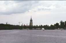 Potsdam med Humboldtbron i f�rgrunden.